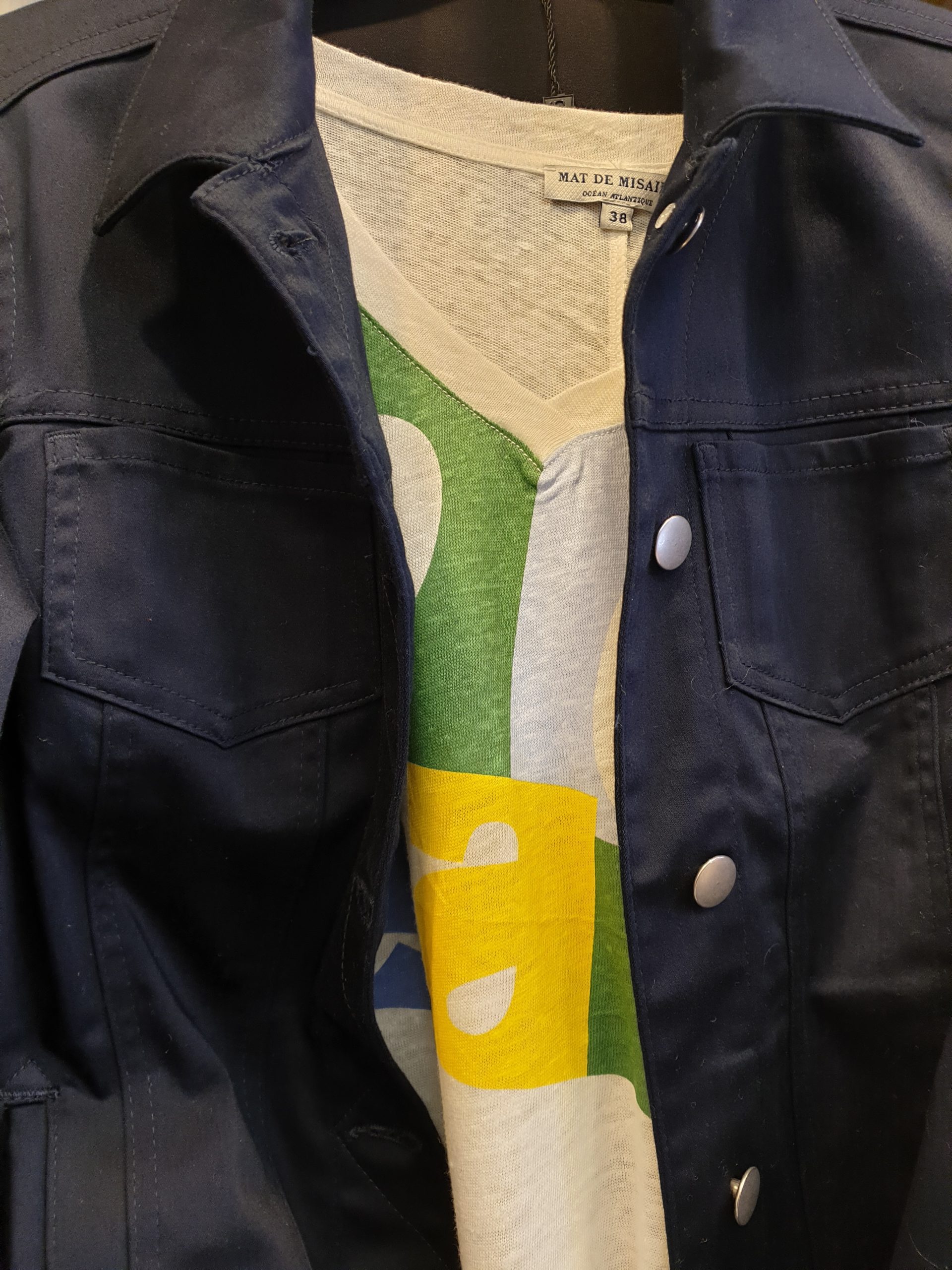 Teeshirt col V en lin Mat de Misaine Collection PrintempsEte 2024